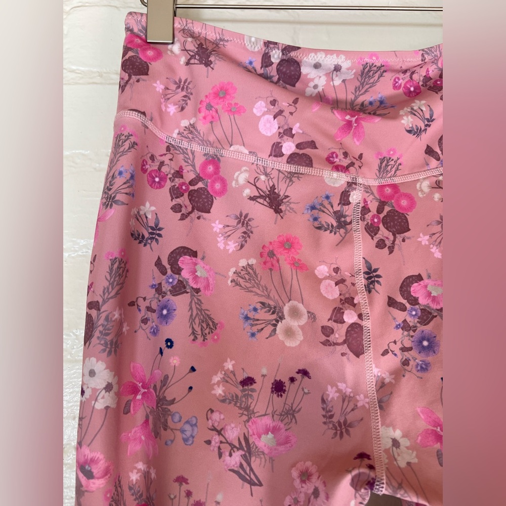 Spell & The Gypsy Collective Wild Bloom Pink 7/8 Legginngs Size Large NWOT - Picture 5 of 7
